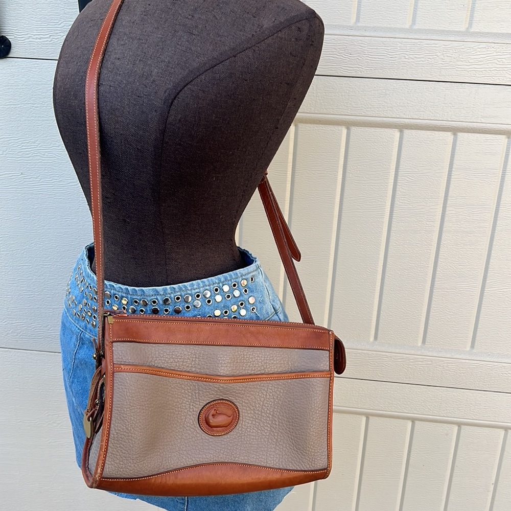 vintage dooney and bourke crossbody
